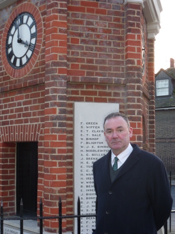 Jon Cruddas MP @ the Rainham War Memorial